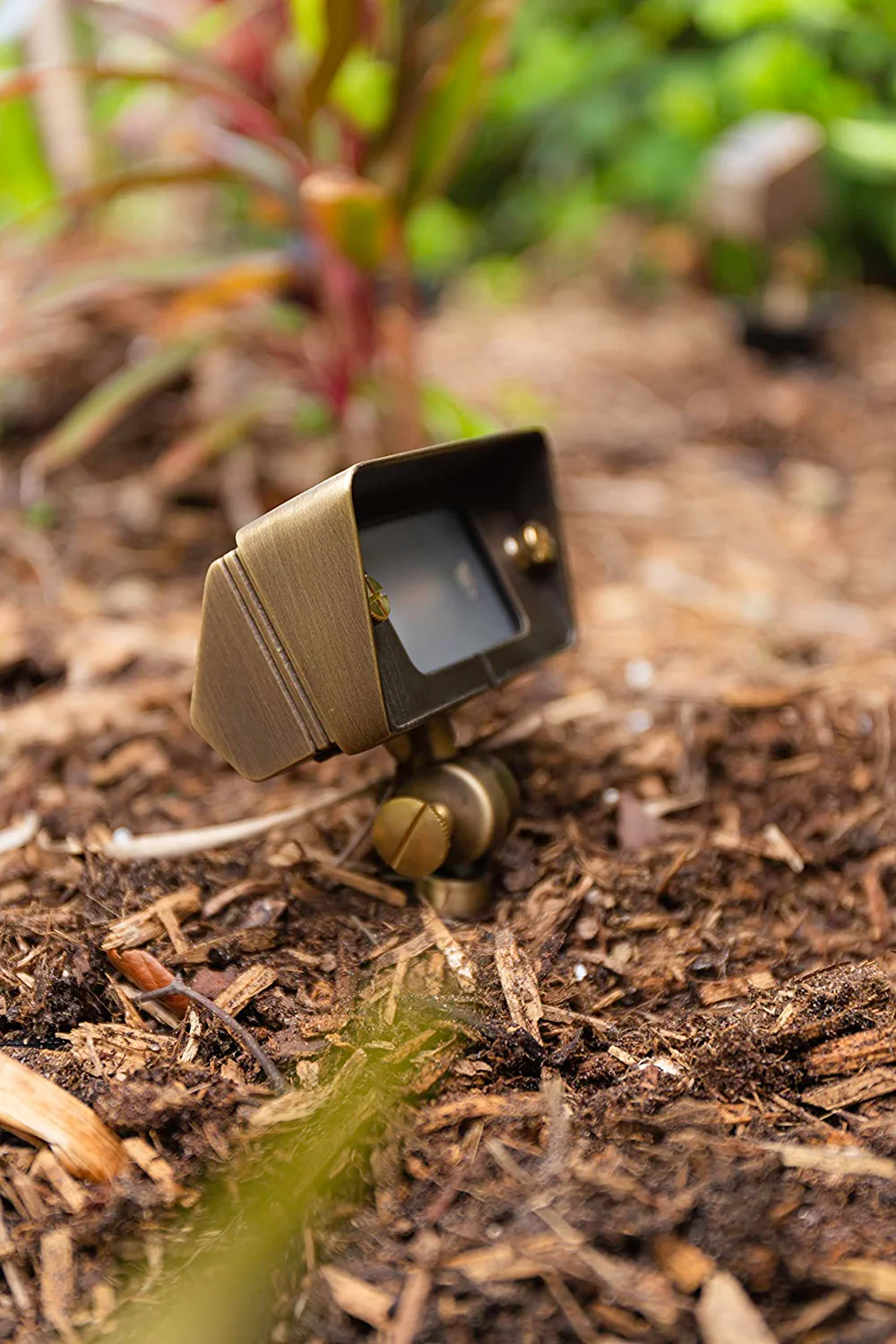 Landscape lighting fixture